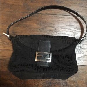 Fendi baguette purse
